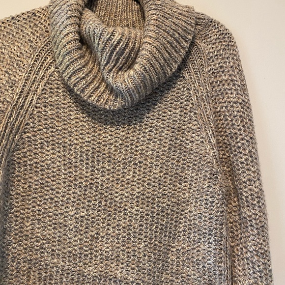 WOMEN'S PRANA | CALLISTO TURTLENECK SWEATER | OATMEAL- size small - Picture 6 of 7